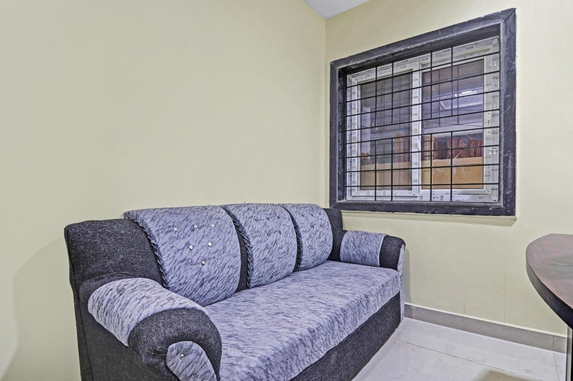 Hotel O Hanuma Residency Sururnagar ภายนอก รูปภาพ