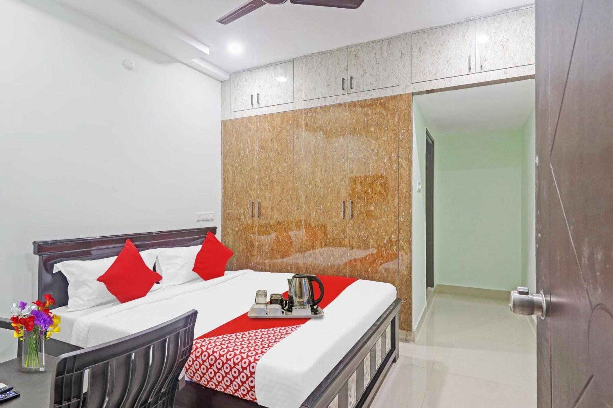 Hotel O Hanuma Residency Sururnagar ภายนอก รูปภาพ