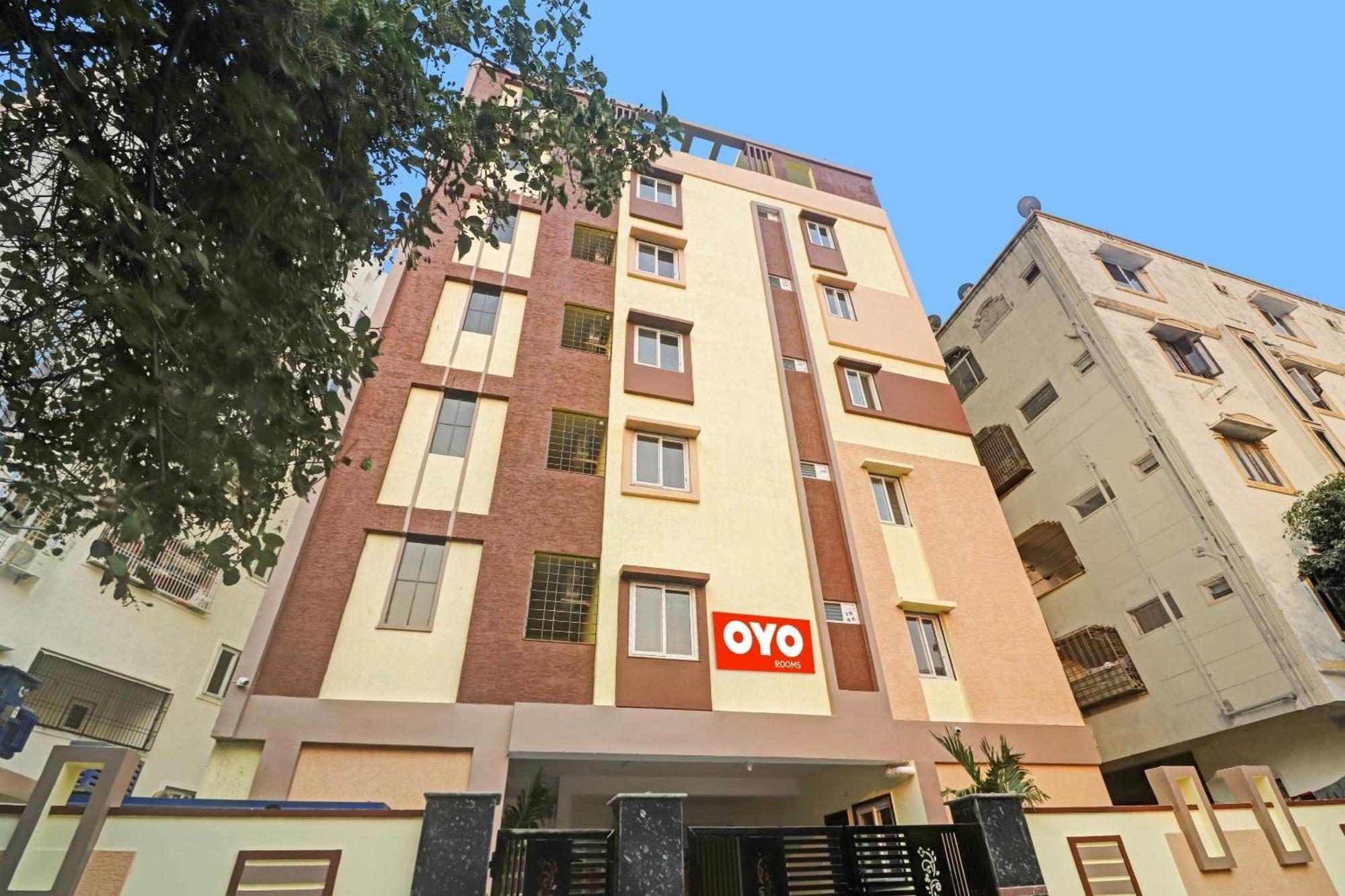 Hotel O Hanuma Residency Sururnagar ภายนอก รูปภาพ
