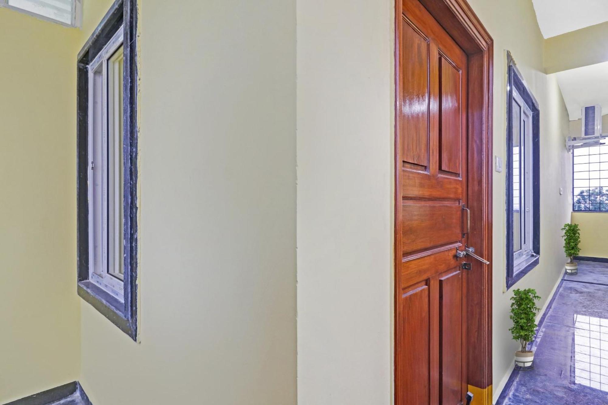 Hotel O Hanuma Residency Sururnagar ภายนอก รูปภาพ